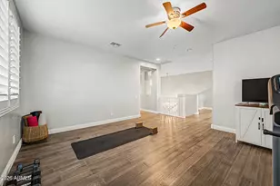 3726 E Cat Balue Dr, Phoenix, AZ 85050 - Photo 33