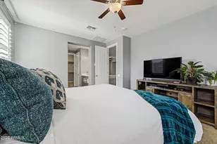 3726 E Cat Balue Dr, Phoenix, AZ 85050 - Photo 25