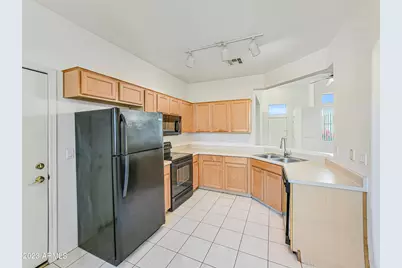 3329 N 142nd Drive, Goodyear, AZ 85395 - Photo 7
