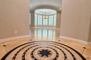 3952 E Expedition Way, Phoenix, AZ 85050 - Photo 3