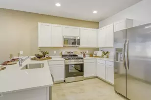 18684 W Silverwood Dr, Goodyear, AZ 85338 - Photo 3