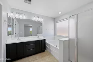 2546 W Cordia Ln, Phoenix, AZ 85085 - Photo 23