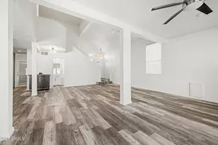 4064 E Woodland Dr, Phoenix, AZ 85048 - Photo 9
