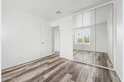4064 E Woodland Drive, Phoenix, AZ 85048 - Photo 29