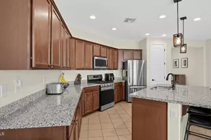 4524 N 93rd Dr, Phoenix, AZ 85037 - Photo 9