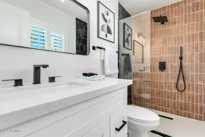 8346 E Roma Avenue, Scottsdale, AZ 85251 - Photo 29