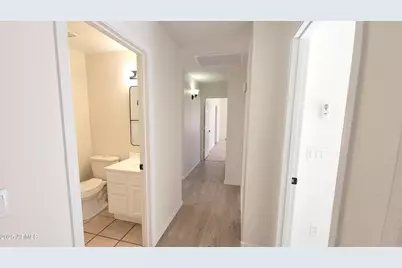 845 W Vaughn Avenue, Gilbert, AZ 85233 - Photo 15