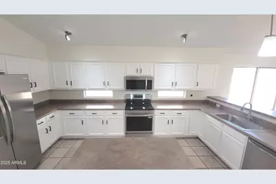 845 W Vaughn Avenue, Gilbert, AZ 85233 - Photo 13