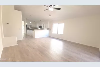 845 W Vaughn Avenue, Gilbert, AZ 85233 - Photo 7
