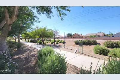 845 W Vaughn Avenue, Gilbert, AZ 85233 - Photo 31