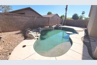 845 W Vaughn Avenue, Gilbert, AZ 85233 - Photo 27