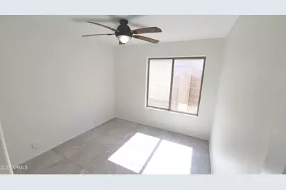 845 W Vaughn Avenue, Gilbert, AZ 85233 - Photo 19
