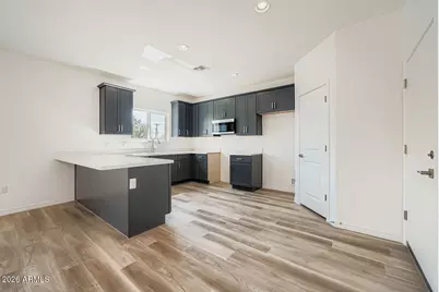 5519 S 11th Avenue, Phoenix, AZ 85041 - Photo 9