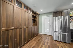 4139 W Desert Hills Dr, Phoenix, AZ 85029 - Photo 5