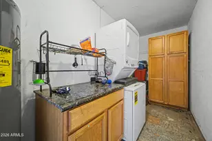 4218 N 82nd Dr, Phoenix, AZ 85033 - Photo 29