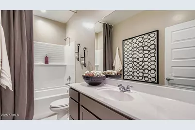 9836 W Weldon Avenue, Phoenix, AZ 85037 - Photo 13
