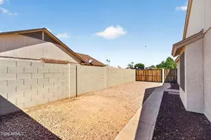 705 W Alamo Dr, Chandler, AZ 85225 - Photo 31