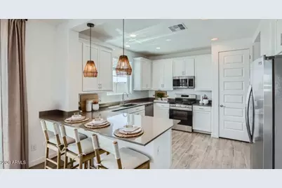 9713 W Catalina Drive, Phoenix, AZ 85037 - Photo 5