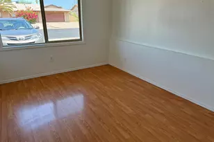 3437 W Acoma Dr, Phoenix, AZ 85053 - Photo 5