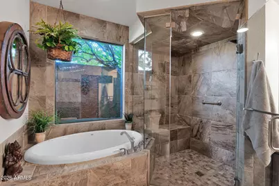 10411 N 23rd Place, Phoenix, AZ 85028 - Photo 17