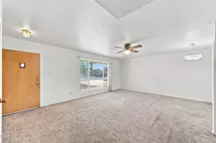 12059 N St Annes Dr, Sun City, AZ 85351 - Photo 11