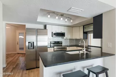 7717 S Heather Drive, Tempe, AZ 85284 - Photo 9