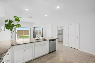 7922 W Sands Rd, Glendale, AZ 85303 - Photo 9