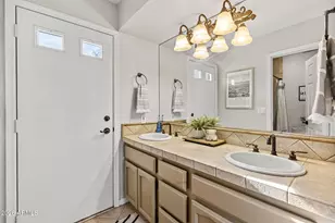 10452 E Cannon Dr, Scottsdale, AZ 85258 - Photo 29