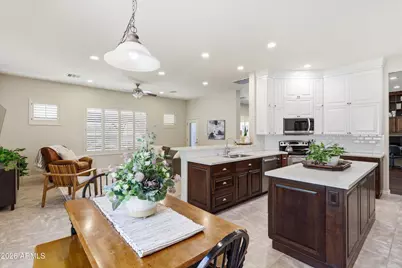 14043 N 90th Drive, Peoria, AZ 85381 - Photo 9