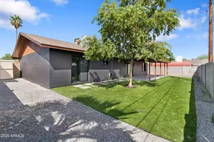 1637 W Griswold Rd, Phoenix, AZ 85021 - Photo 59
