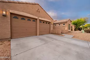 8526 W Preston Ln, Tolleson, AZ 85353 - Photo 5