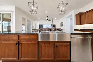 1419 E Gwen St, Phoenix, AZ 85042 - Photo 11