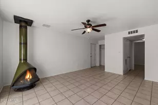 2925 W Mandalay Ln, Phoenix, AZ 85053 - Photo 7
