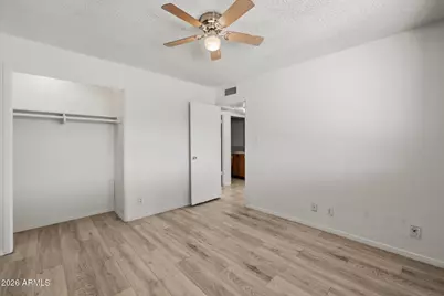 2925 W Mandalay Lane, Phoenix, AZ 85053 - Photo 3