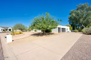 10402 E Wethersfield Rd, Scottsdale, AZ 85259 - Photo 7