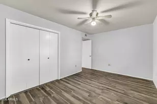 10024 W Lakeview Cir S, Sun City, AZ 85351 - Photo 13