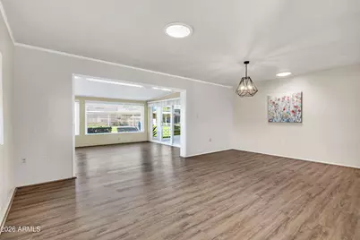 10024 W Lakeview Circle S, Sun City, AZ 85351 - Photo 5