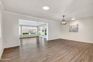 10024 W Lakeview Cir S, Sun City, AZ 85351 - Photo 5