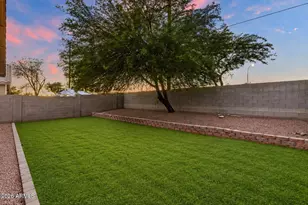 8814 W Shaw Butte Dr, Peoria, AZ 85345 - Photo 43