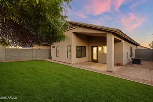 8814 W Shaw Butte Dr, Peoria, AZ 85345 - Photo 5