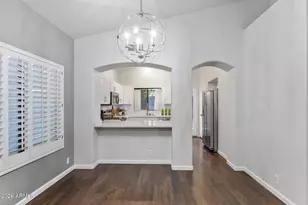 8814 W Shaw Butte Dr, Peoria, AZ 85345 - Photo 17