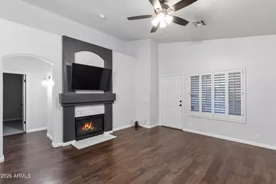 8814 W Shaw Butte Drive, Peoria, AZ 85345 - Photo 11