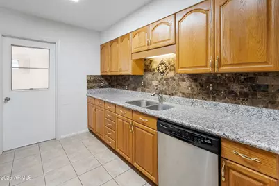 10602 N 103rd Avenue, Sun City, AZ 85351 - Photo 17