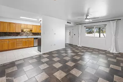10602 N 103rd Avenue, Sun City, AZ 85351 - Photo 15