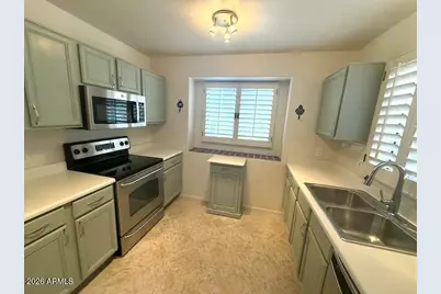 4333 E Hartford Avenue, Phoenix, AZ 85032 - Photo 9