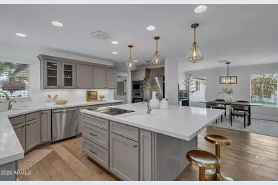 128 E Myrtle Avenue, Phoenix, AZ 85020 - Photo 11