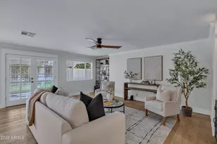 128 E Myrtle Ave, Phoenix, AZ 85020 - Photo 9