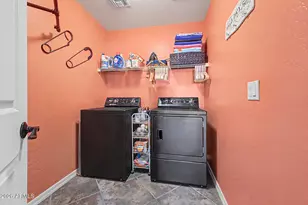 3672 N Crane Pl, Casa Grande, AZ 85122 - Photo 15