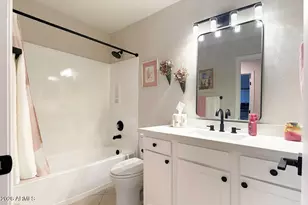 131 N Del Pueblo Pl, Chandler, AZ 85226 - Photo 9