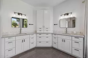 8749 E San Felipe Dr, Scottsdale, AZ 85258 - Photo 19